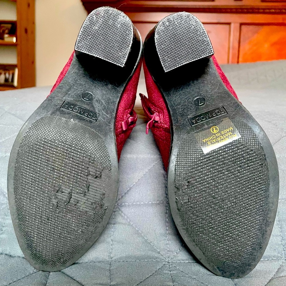 Booties - Picture 4 of 4